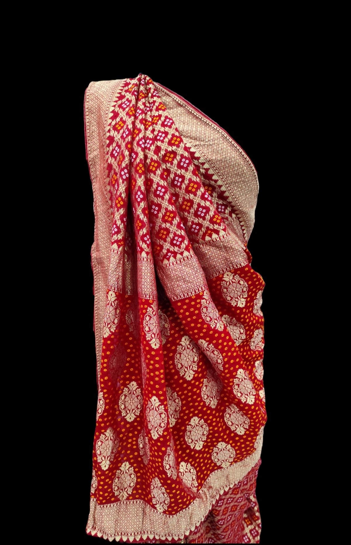 gorget bandhani saree gorget bandhani saree